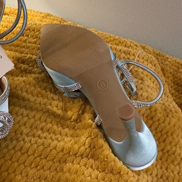 Size 8 a new day - satin blue bow diamond pointed heels - Picture 3 of 6